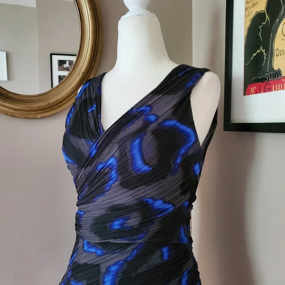 Halston Heritage Blue and Gray Pleated Dress Size 4 - Picture 10 of 16